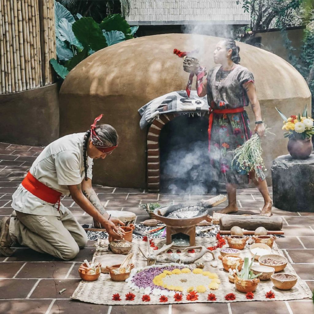 temazcal-amomoxtli